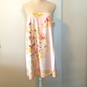 NWT SPA WRAP by Wrap Up VP White Butterflies Spa /Bath Wrap one size microfiber